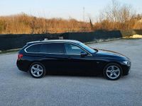 Usata BMW 320 Luxury Line 184 CV (135 kW) 2014 Nero Station wagon