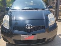 Usata Toyota Yaris 90 CV (66 kW) 2009 Nero Berlina