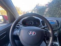 Usata Hyundai i10 84 CV (61 kW) 2012 Rosso Utilitaria