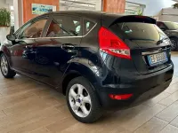 Usata Ford Fiesta Titanium 82 CV (60 kW) 2011 Other Berlina