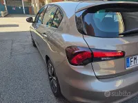 Usata Fiat Tipo Lounge 120 CV (88 kW) 2018 Beige Berlina