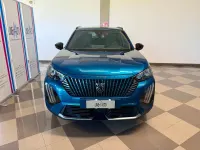 Usata Peugeot 2008 Allure 102 CV (75 kW) 2025 Blu/azzurro SUV