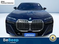 Usata BMW 740 M Sport 299 CV (219 kW) 2024 Blu Berlina