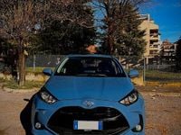 Usata Toyota Yaris Trend 72 CV (52 kW) 2021 Blu Utilitaria