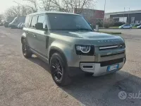 Usata Land Rover Defender 240 CV (176 kW) 2021 Verde SUV