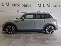Usado Mini Cooper Classic 75 CV (55 kW) 2022 Gris Utilitario