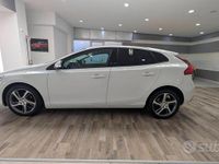 Usata Volvo V40 Business Edition 120 CV (88 kW) 2017 Bianco Berlina