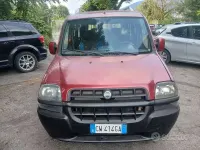 Usata Fiat Doblò 69 CV (50 kW) 2005 Rosso Monovolume