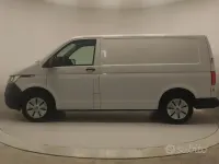 Usata VW T7 Business 110 CV (80 kW) 2024 Bianco Furgone