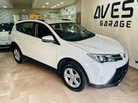 Second-hand Toyota RAV4 124 CP (91 kW) 2013 Alb SUV