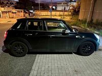 Usata Mini ONE 102 CV (75 kW) 2017 Nero Utilitaria