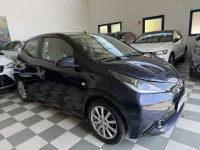 Usata Toyota Aygo X-wave 69 CV (50 kW) 2015 Grigio Utilitaria