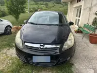 Begagnad Opel Corsa 65 HK (47 kW) 2010 Svart Halvkombi