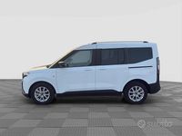 Usata Ford Tourneo Courier Titanium 124 CV (91 kW) 2025 Frozen white Monovolume