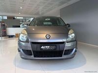 Usata Renault Scénic III 110 CV (80 kW) 2010 Grigio Monovolume