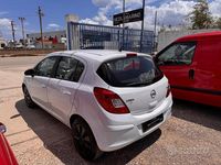 Usata Opel Corsa 75 CV (55 kW) 2012 Bianco Berlina