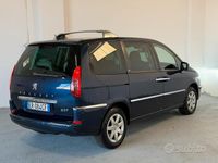 Usata Peugeot 807 2011 Blu Monovolume