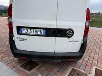 Usata Opel Combo 120 CV (88 kW) 2016 Monovolume