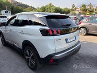 Usata Peugeot 3008 Business-Line 120 CV (88 kW) 2018 Bianco SUV