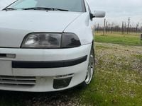 Usata Fiat Punto 133 CV (97 kW) 1994 Bianco Berlina
