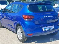 Usata Dacia Sandero Comfort 67 CV (49 kW) 2023 Blu Berlina
