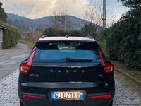 Usata Volvo XC40 Momentum 129 CV (94 kW) 2022 Nero SUV