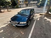 Usata Volvo V70 2004 Blu Station wagon
