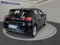 Begagnad Renault Clio V SE 72 HK (52 kW) 2020 Svart Halvkombi