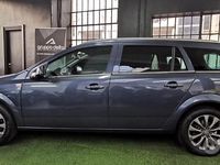 Usata Opel Astra Enjoy 116 CV (85 kW) 2010 Grigio Station wagon