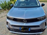 Usata Opel Mokka 131 CV (96 kW) 2023 Grigio SUV
