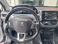 Usata Peugeot 2008 Allure 92 CV (67 kW) 2013 Bianco SUV