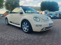 Usata VW New Beetle 101 CV (74 kW) 2005 Beige Utilitaria