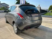 Usata Lancia Ypsilon Silver 69 CV (50 kW) 2012 Grigio Utilitaria