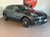 Usata Porsche Macan 250 CV (183 kW) 2017 Grigio scuro SUV