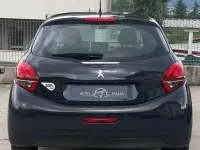 Usata Peugeot 208 Active 68 CV (50 kW) 2018 Blu original Utilitaria
