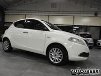 Usata Lancia Ypsilon Gold 69 CV (50 kW) 2012 Bianco Utilitaria