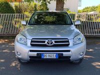 Usata Toyota RAV4 Luxury 177 CV (130 kW) 2008 Argento SUV