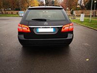 Usata Mercedes E220 170 CV (125 kW) 2012 Nero Station wagon