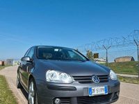 Usata VW Golf V 102 CV (75 kW) 2007 Berlina
