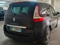 Usata Renault Scenic E-Tech Dynamique 110 CV (80 kW) 2010 Nero Monovolume