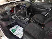 Usata Opel Combo 120 CV (88 kW) 2016 Bianco Monovolume