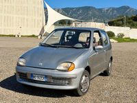 Usata Fiat 600 39 CV (28 kW) 1999 Grigio Berlina