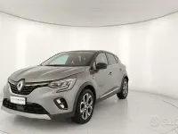 Usata Renault Captur Techno 101 CV (74 kW) 2023 Grigio SUV