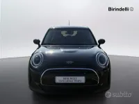 Usata Mini Cooper Business 136 CV (100 kW) 2021 Midnight black metallizzato Utilitaria