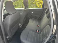 Usata Dacia Duster 100 CV (73 kW) 2021 Nero Berlina