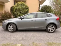 Usata Volvo V40 Business Edition 120 CV (88 kW) 2016 Grigio Berlina