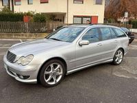 Begagnad Mercedes C32 AMG AMG 360 HK (264 kW) 2001 Silver Kombi