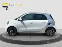 Usata Smart ForFour Passion 71 CV (52 kW) 2017 Bianco Utilitaria