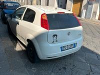 Usata Fiat Grande Punto 65 CV (47 kW) 2011 Bianco Utilitaria