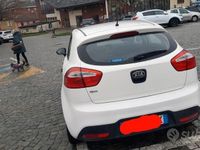 Usata Kia Rio 86 CV (63 kW) 2012 Bianco Utilitaria
